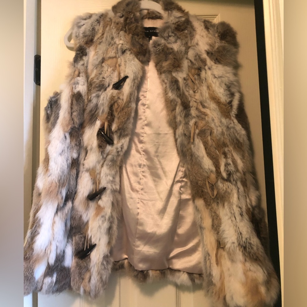 Dana Stein fur vest